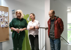 P. Anna Kasprowicz, p. Emilia Walczak oraz p. Paweł Jaszczak podczas oceny prac konkursowych.