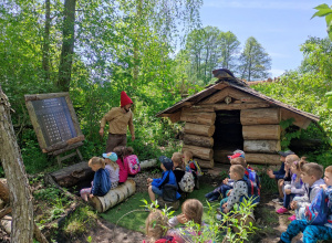 Wycieczka do "Doliny Skrzatów"