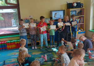 Zajęcia o kropce w najstarszej grupie "Biedronek".