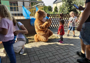 Spotkanie z Misiem Teddy Eddie z Fabryki Języka.