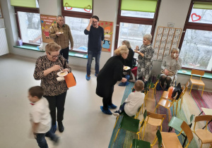 Uroczystość z okazji Dnia Babci i Dziadka w grupie "Pszczółek".