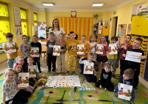 Zakończenie zajęć w oparciu o Ogólnopolski Program Edukacyjny - "Skąd się biorą produkty ekologiczne?" w grupie "Biedronek".