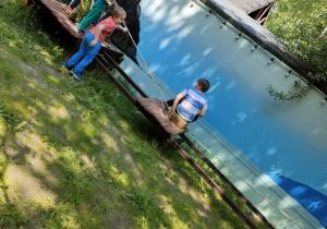 Swobodna, poobiednia zabawa plenerowa na pirackiej strefie.
