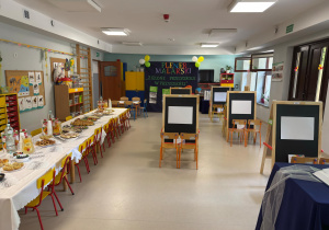 Sala "Żabek" przygotowana do konkursu plastycznego - "Zielone Przedszkole w przyszłości".
