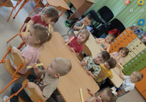 "Niedźwiadki" podczas przerwy na poczęstunek.