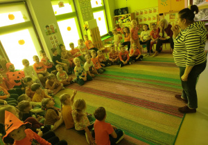 Prelekcja prowadzona przez Przedstawicielki Fundacji "Medor" ze Zgierza z udziałem dzieci z grup starszych.