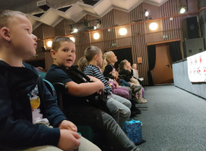 Wycieczka autokarowa "Pszczółek" do Teatru "Piccolo" w Łodzi.