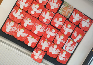 Wystawa patriotycznych prac plastycznych "Wiewiórek".