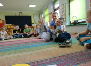 "Promyczki dobroci - nasze przedszkole pełne życzliwości".