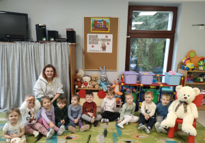 Obchody Dnia Pluszowego Misia w "Jeżykach".