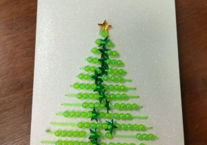 Kartka świąteczna w wykonaniu Mariki Kozaneckiej z "Pszczółek".