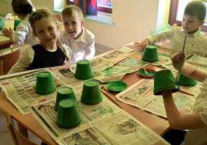 Warsztaty świąteczne wśród dzieci z grupy "Motylków".