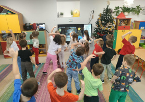 Udział "Pszczółek" w ogólnopolskiej akcji "Integracyjny WF".