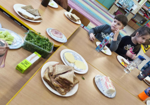 Zajęcia kulinarne w grupie "Pszczółek".