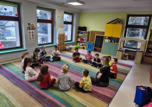 Pracujemy nad oddechem w "Pszczółkach".