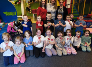 Walentynkowa wycieczka "Pszczółek" do Sali Zabaw "Fantazja" w Łęczycy.