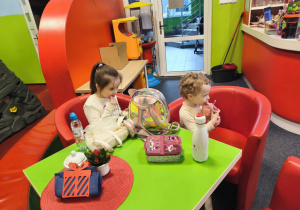 Przerwa na zdrowe przekąski i wodę.