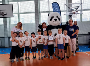 Udział i zdobycie II miejsca w Przedszkolnej Olimpiadzie Sportowej w SP2 w Ozorkowie.