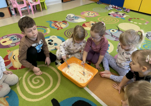 Przygotowanie naturalnej farby.