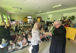 Wielkanocne spotkanie z Księdzem.