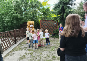 Odwiedziny Misia Teddy Eddie z "Fabryki Języka".
