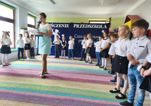 Przemówienie nauczycielki grupy "Pszczółek" na zakończenie uroczystości.